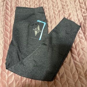 NWT skechers go flex leggings